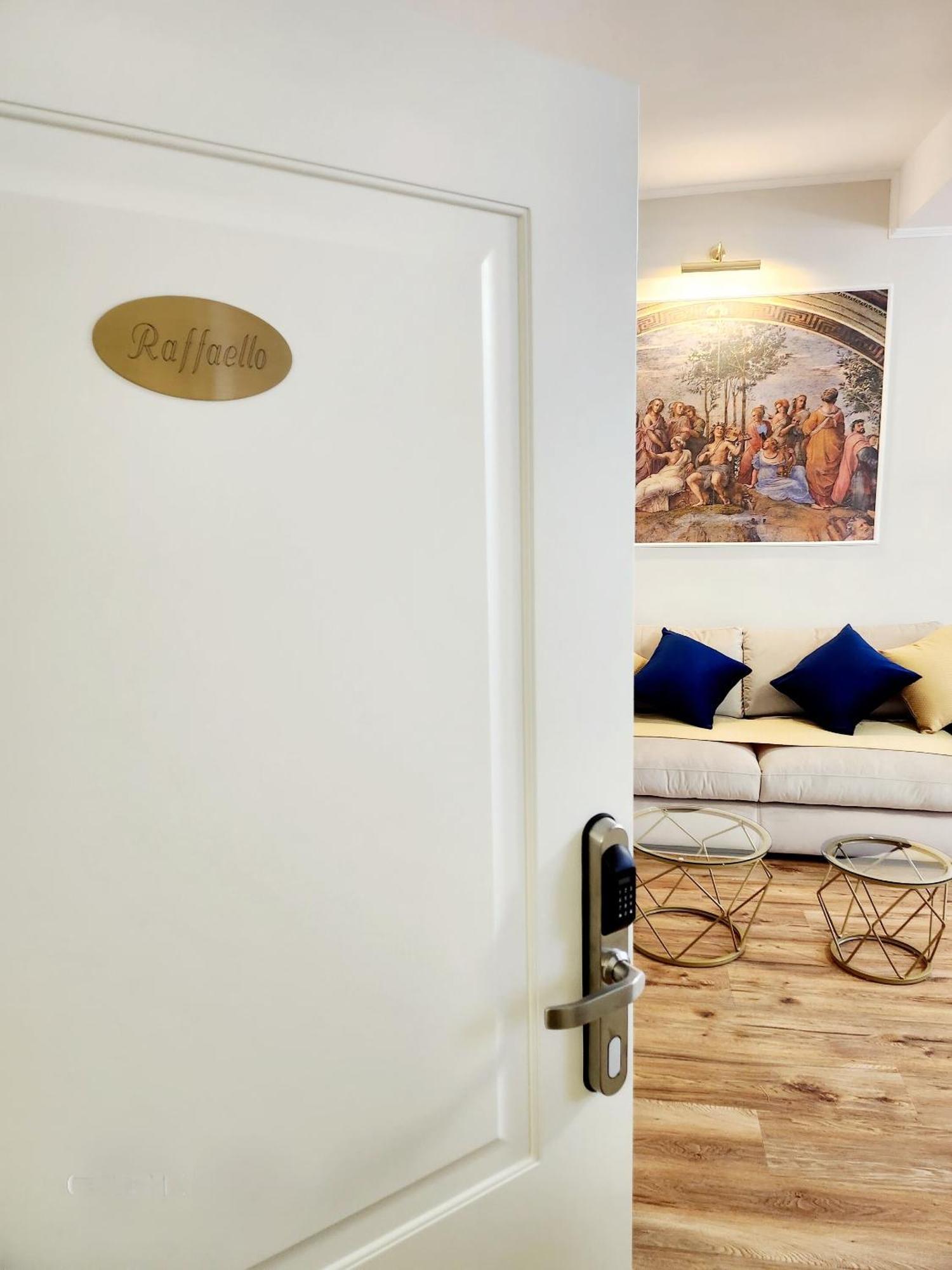 Golden Palace Luxury *